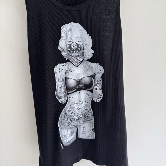 Sturgis 82nd Motorcycle Rally Marilyn Monroe Pinup Girl Graphic Tank XL T.S - Picture 2 of 4